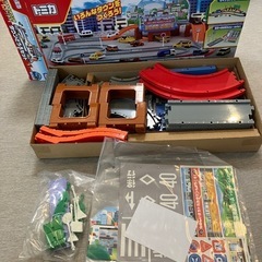 【値下げ】価格高騰中❓トミカ「タウンどうろセット」➕オマケの画像