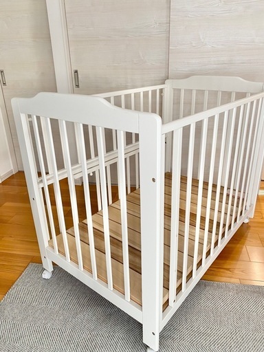 カトージ　ベビーベッド