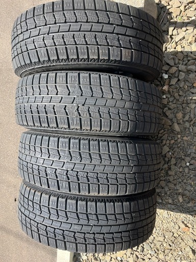 205/60R16 スタッドレスタイヤ冬タイヤ