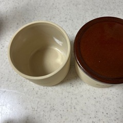 素焼き調味料入れの画像