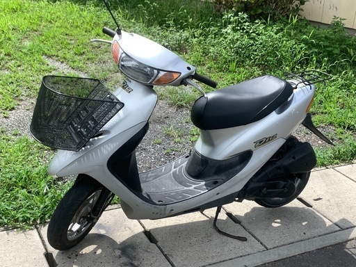 便利な前カゴ付き‼️HONDA LIVEDIO後期シャッターキーモデル２ストで速い❣️