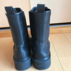 ショートブーツの画像