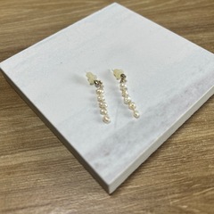 ピアス