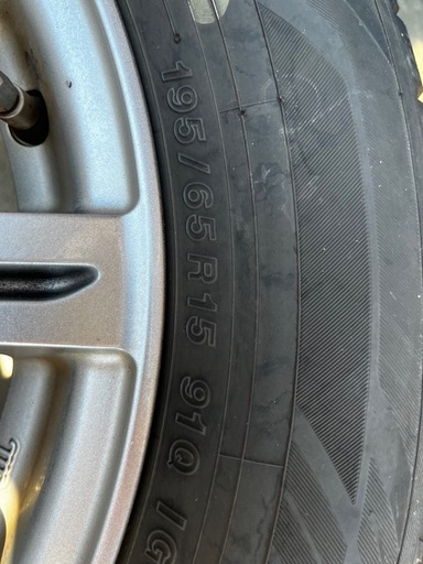 スタッドレスタイヤ・ホイール4本セット　195/65/R15