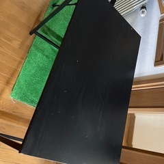 デスク　黒の画像
