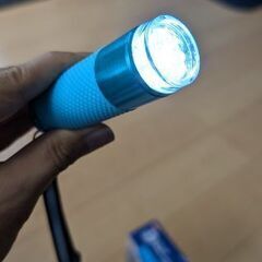 ペンライト 単４電池3本使用