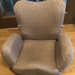 ドウシシャ回転式ラクラク座椅子
の画像