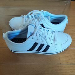 adidasスニーカー ブラヴァーダ KYH48 29.5cm 少し使用の画像
