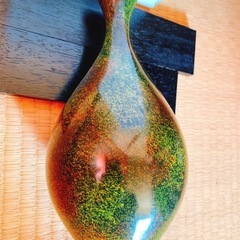 未使用 台座付き花瓶の画像