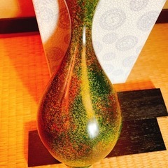 未使用 台座付き花瓶の画像