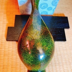 未使用 台座付き花瓶の画像