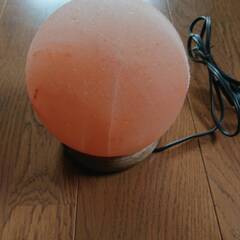 岩塩ランプの画像