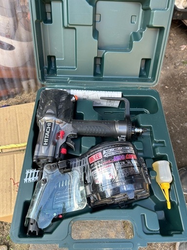 【値下げしました】日立高圧ロール釘打ち機NV 90HMC