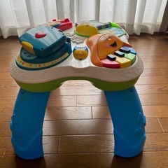 フィッシャープライス　英語と音がなるテーブルお話中
の画像