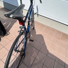 ロードバイク。パンク修理済み。軽量なため走りやすいです。の画像