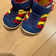 ほぼ新品　イフミーサンダルの画像
