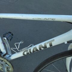 【売約済み】GIANT ESCAPE R3 クロスバイク 11,800円 🚲 変速3×8 サイズS 安心の新規防犯登録料込み 378の画像