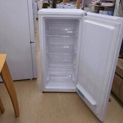Haier✨1ドア冷凍庫✨JF-NU100G✨100Ｌ✨2017年製✨ホワイト、動作確認済(保証３ヵ月）・洗浄・除菌済み✨USED品【こちらは店舗です。浜村鹿野温泉ICから3分 買取本舗 宮本リサイクル 営業時間9～19時 定休日水曜のみ】の画像