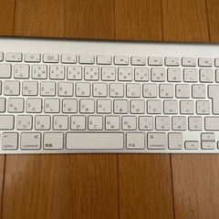 Apple 純正　キーボード