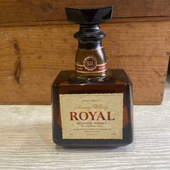 サントリー　ROYAL ウイスキー