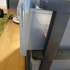 新生活　最終値下げ　プラスチック　３段　チェスト　キャスター付き　移動らくらくの画像