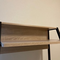 パソコンデスクの画像