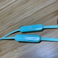 JBL Bluetoothイヤホンの画像