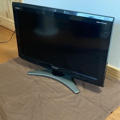 シャープ液晶テレビ　26V型　無料
