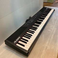 ALESiS RECITAL 電子ピアノ88鍵盤　の画像