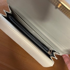 【未使用品】
長財布の画像