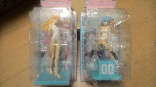 新世紀エヴァンゲリオン スクール水着フィギュア　全２種