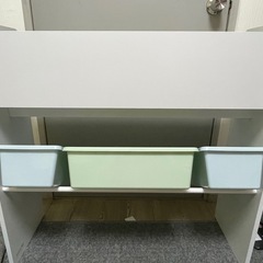 【お取引中
】子供用本棚　おもちゃ収納の画像