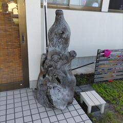 木のオブジェ