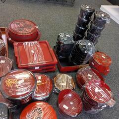 和風食器一式の画像