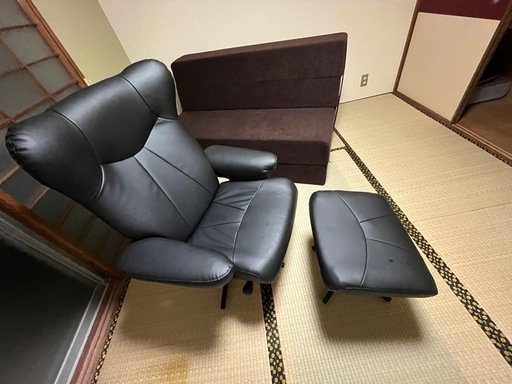 ニトリ　リクライニングチェア+オットマン