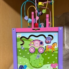 プリンセス　知育　指の知育　木のおもちゃ　木のアクティビティキューブ　女の子　　の画像