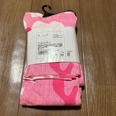 145-155ユニクロ　ピンクカモフラ10分丈レギンス　新品　の画像