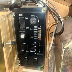 ウィニングポスト　スロット台　中古　動作確認済み　メダル付きの画像