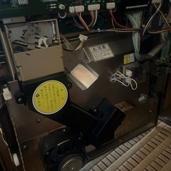 ウィニングポスト　スロット台　中古　動作確認済み　メダル付きの画像