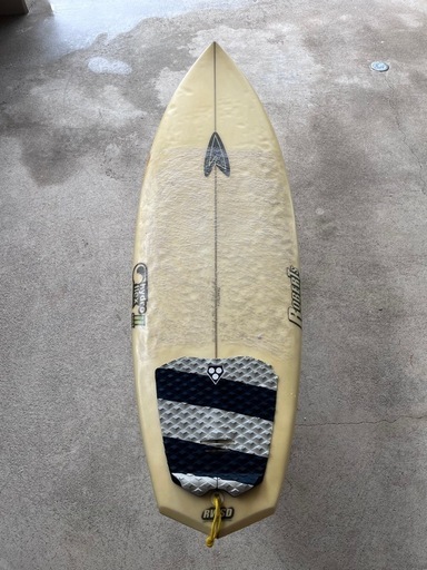 中古サーフボード　ロバート　5'5