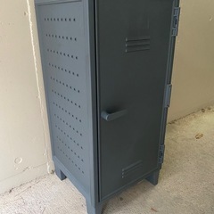 樹脂製ロッカー型収納