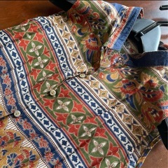 アジアン風　シャツの画像