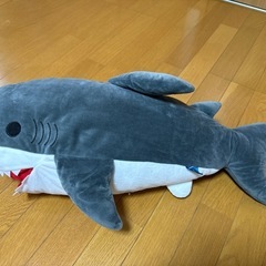 予約中　ぬいぐるみ　さめ　巨大
