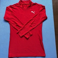 PUMAアンダーシャツ
