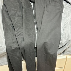 ユニクロ　スキニーフィットチノパン