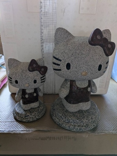 値引き　ハローキティ　石材セット