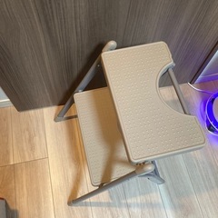 折り畳みステップ、脚立　　の画像