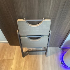 折り畳みステップ、脚立　　の画像