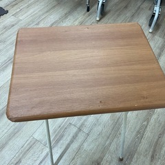 折り畳みテーブル
の画像