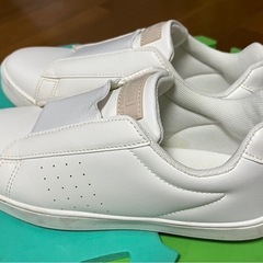 スニーカーの画像